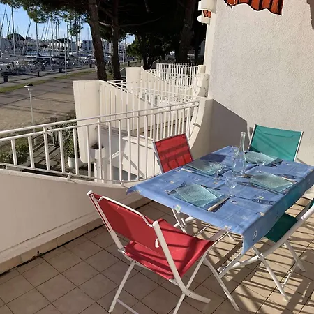 Bel Appt T2 Avec Terrasse Amenagee, Moderne & Confortable Pour 4 Pers, Port Camargue - Fr-1-731-93 Le Grau-du-Roi