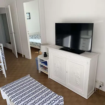 Bel Appt T2 Avec Terrasse Amenagee, Moderne & Confortable Pour 4 Pers, Port Camargue - Fr-1-731-93 Le Grau-du-Roi