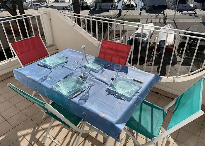Bel Appt T2 Avec Terrasse Aménagée, Moderne&confortable Pour 4 Pers, Port Camargue - Fr-1-731-93 Appartement *